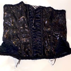 Victoria’s Secret corset top NWOT